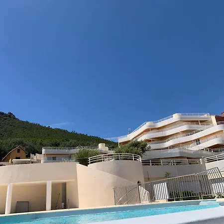 Petit Coin De Paradis Sur La