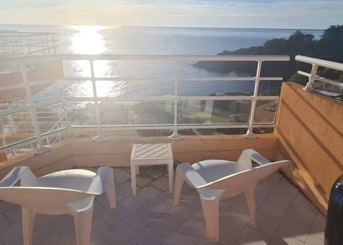 Petit Coin De Paradis Sur La * Saint-Raphaël
